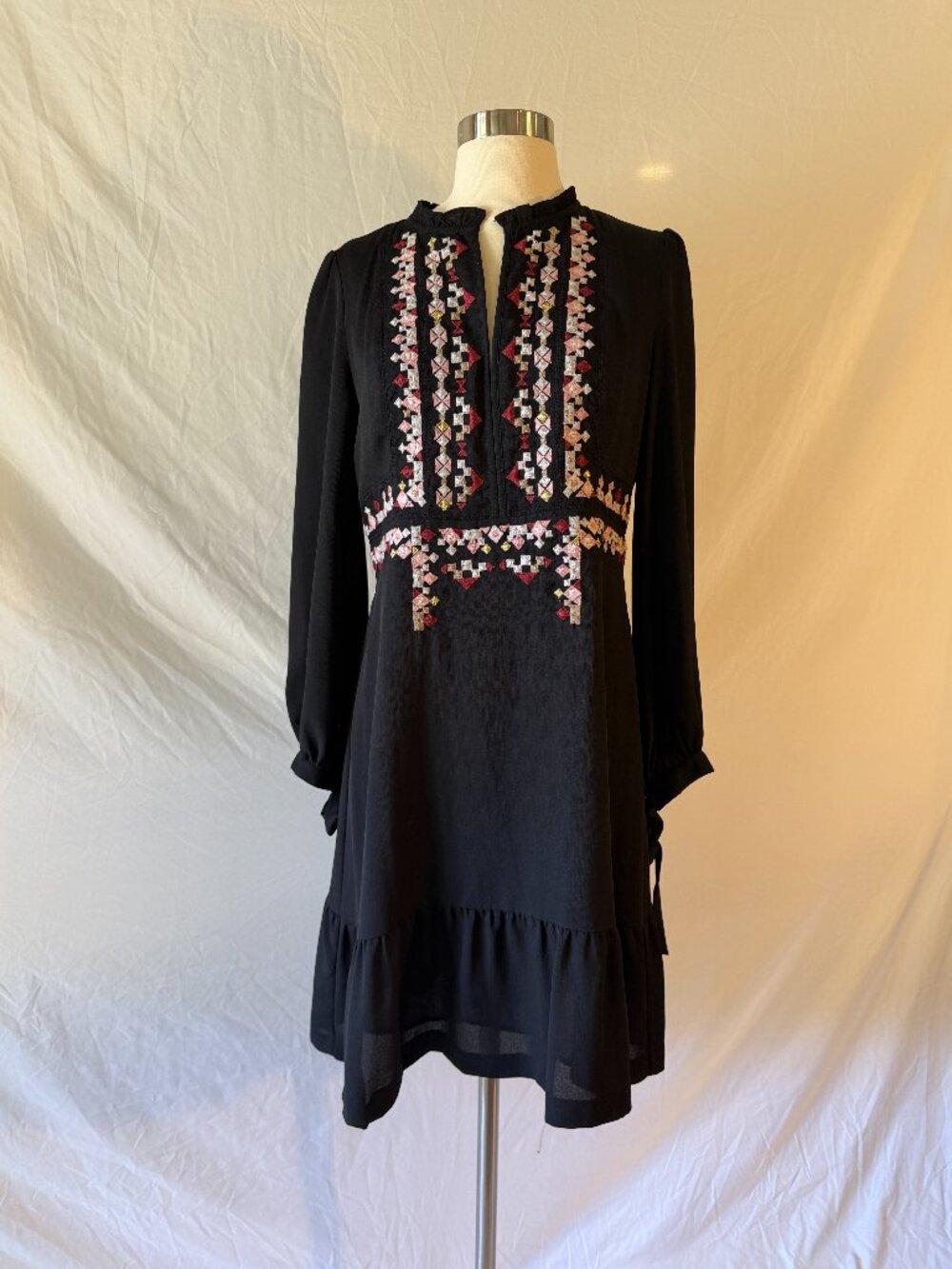 Short Boho Dress with Multicolored Embroidered Design